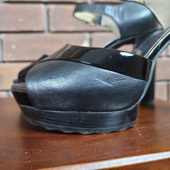 Michael Kors ultra platform leather ankle strap peep toe high heel pumps - Picture 7 of 12